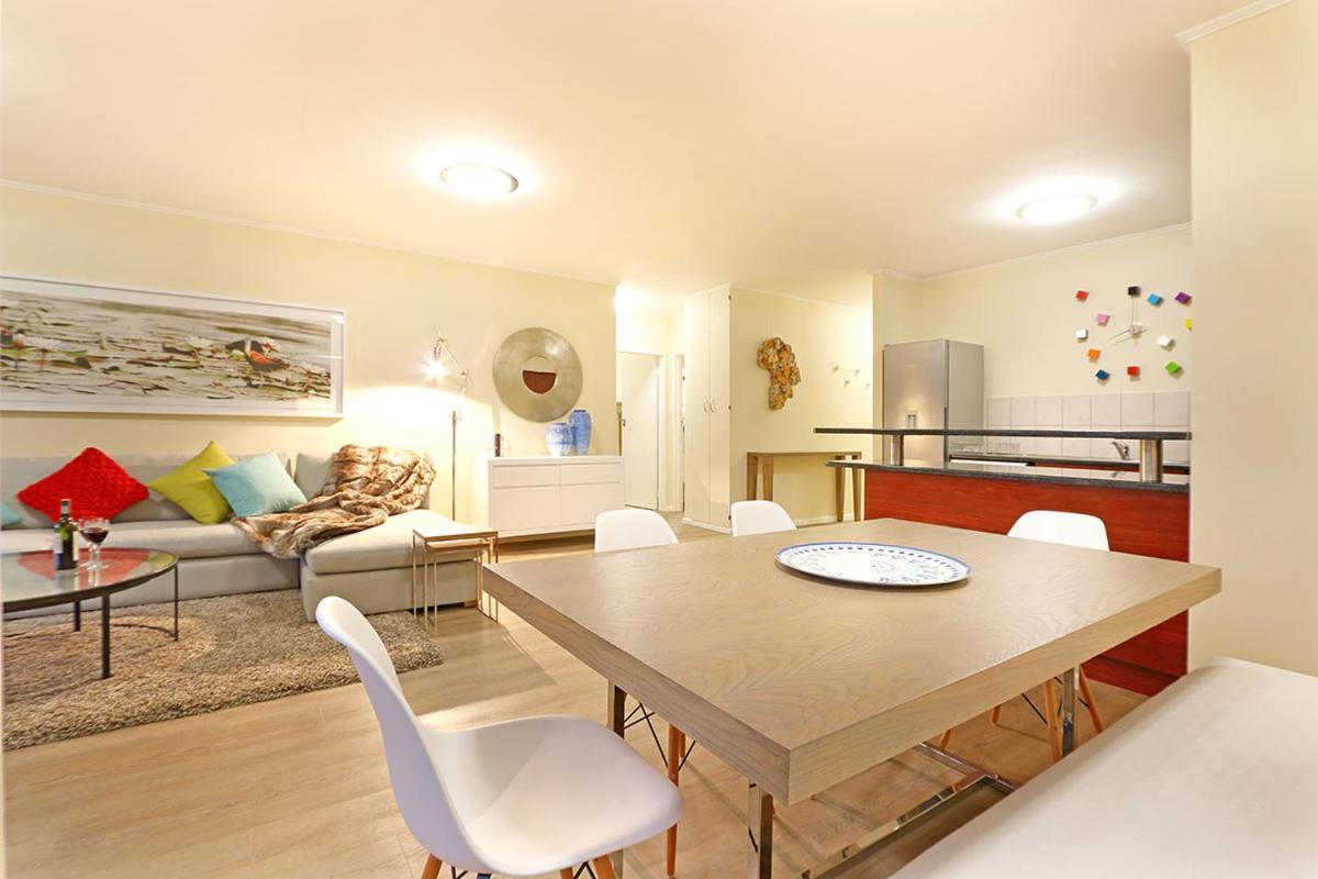 Appartamento Capri 101 By Hostagents Città del Capo Esterno foto